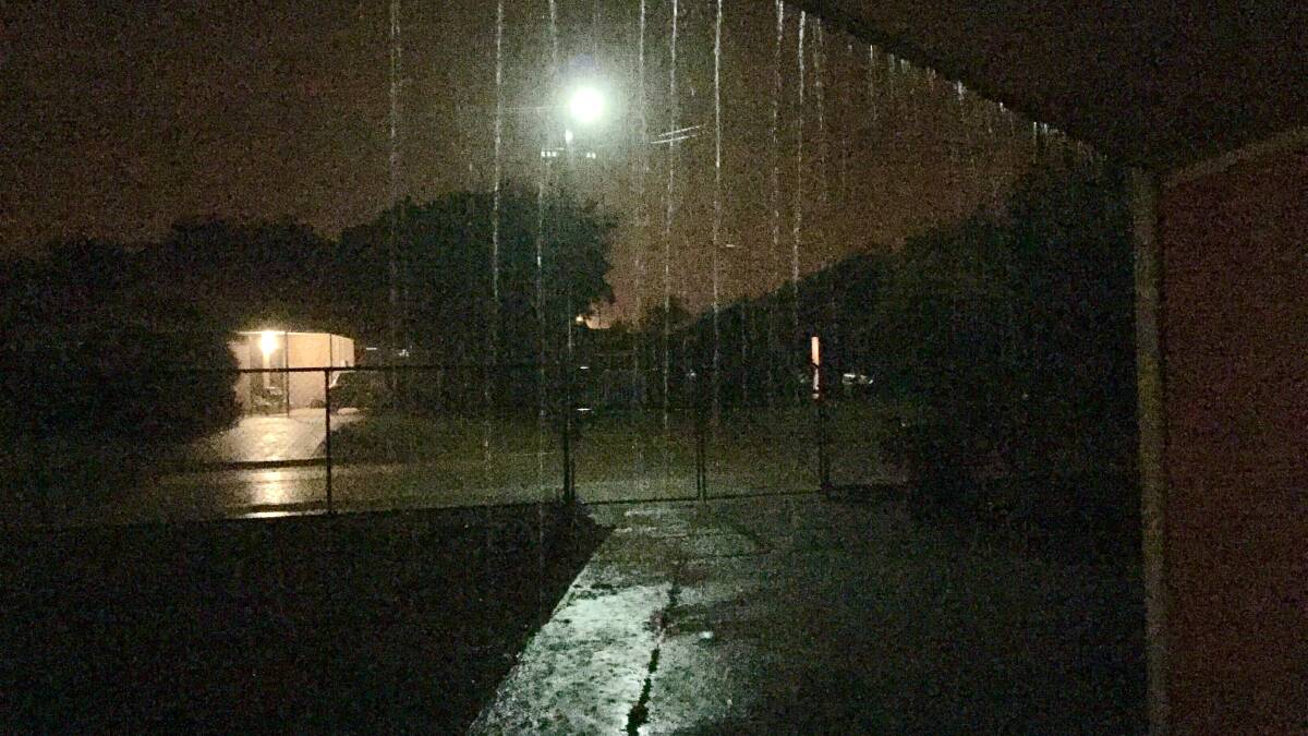 FURIOUS RAIN: Thunderstorms rolled in on Katherine about 8 last night. Picture: Chris McLennan.
