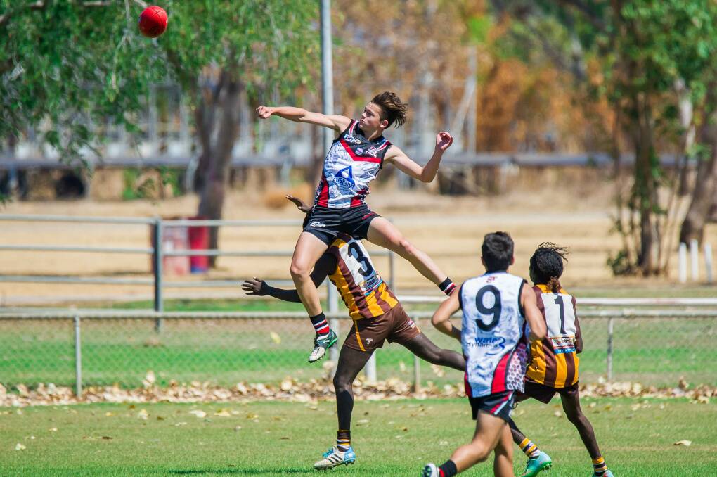 Despite this impressive spoil, the Southern Districts Crocs had no answer 
to a Big River Hawks onslaught at Nitmiluk Oval on Saturday afternoon.
