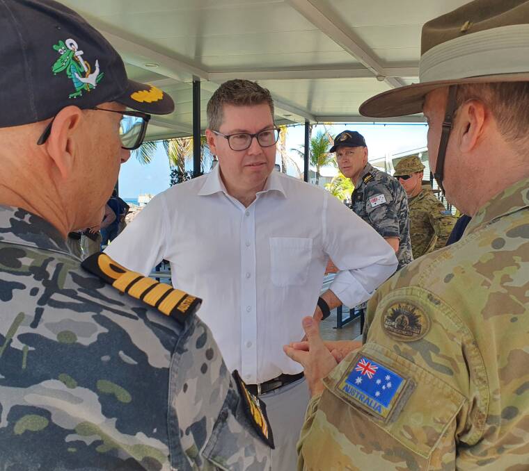 Minister for Defence Industry, Pat Conroy, in conversation with serving members in Darwin, NT. 