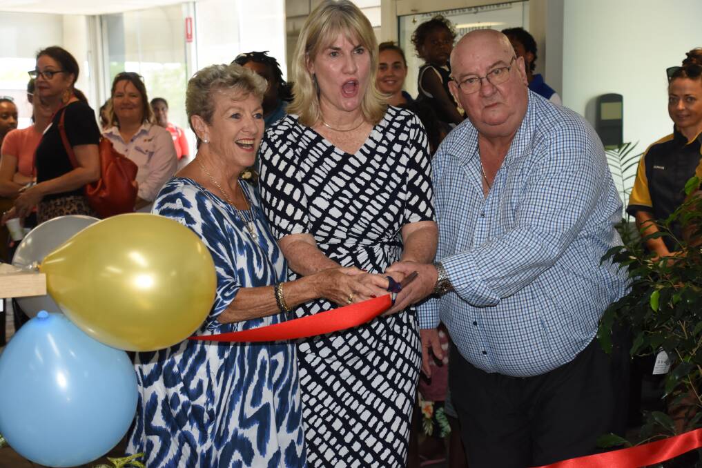 Katherine Mayor Fay Miller, Minister for Infrastructure, Planning and Logistics Eva Lawler and the CEO of Kalano Bill Headley officially opened Katherine's first Child and Family Centre today. 