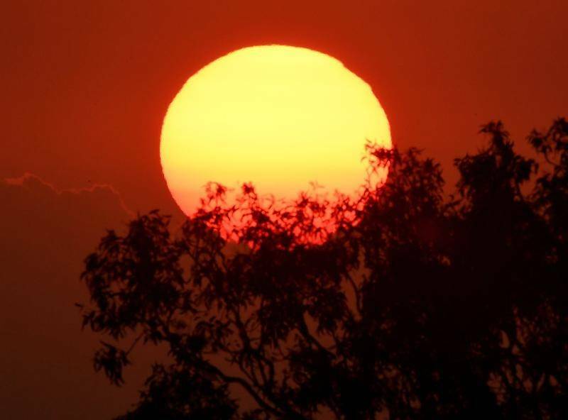 Most of Australia is about to experience the heatwave conditions which have been the norm in Katherine for the past two months.