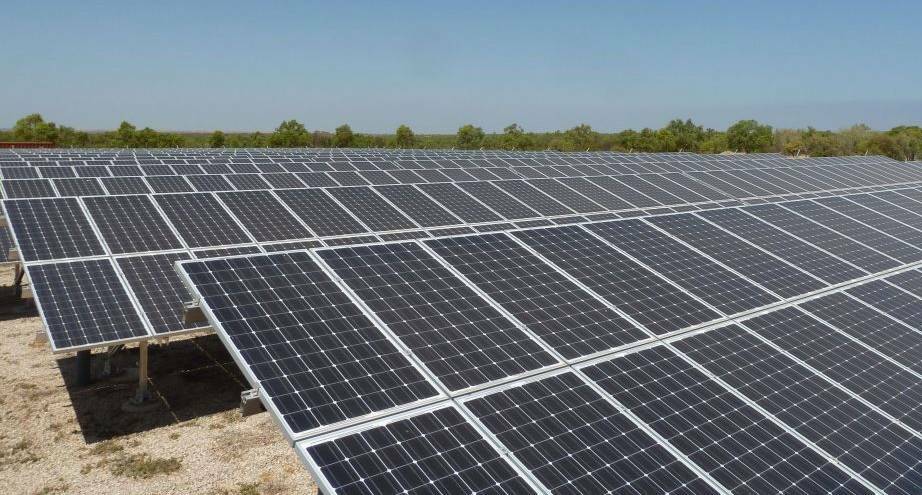 The new owner of the proposed Katherine solar farm says construction will start 