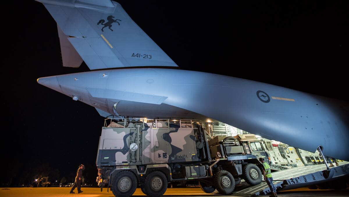 16th Air Land Regiment's SX-45 Giraffe Agile Multi-Beam Radar is unloaded from a C-17A Globemaster aircraft at Tindal air base during Exercise Pitch Black 2018. Pictures: Defence Media.