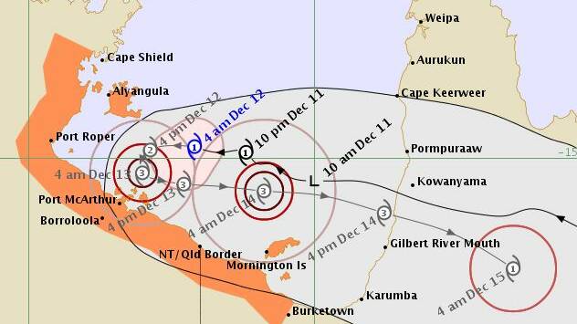 Latest cyclone track map.