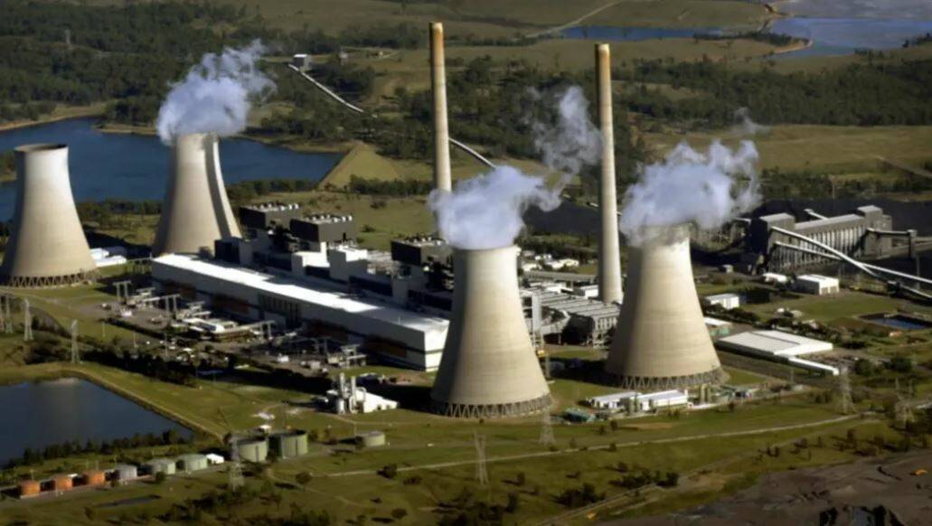 AGL's Bayswater coal-fired power station in the Hunter Valley, one of five in NSW that have been tied to health impacts including early deaths. Picture: GLEN MCCURTAYNE