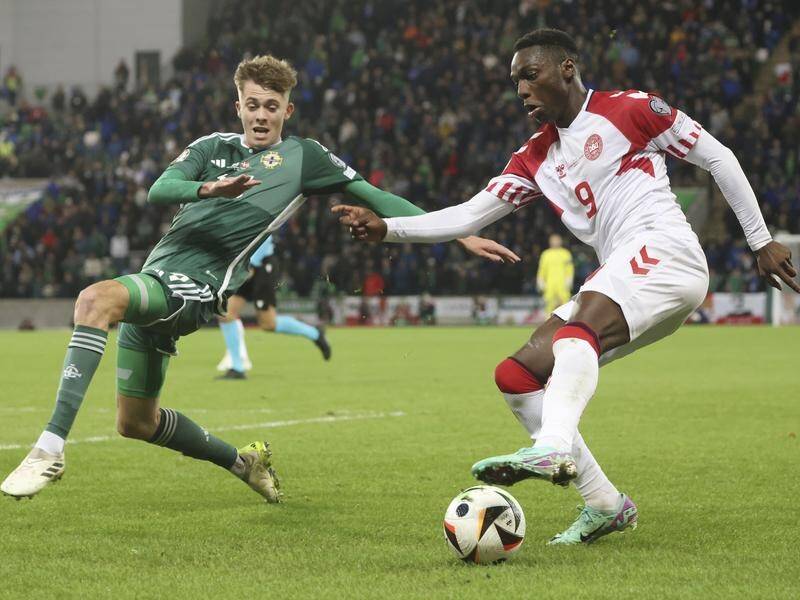 Denmark's Mohamed Daramy (r) scored Reims's second goal in their 2-1 win over Strasbourg. (AP PHOTO)