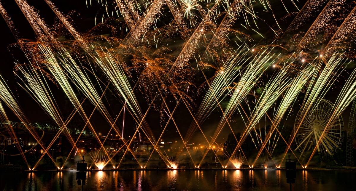 CRACKING NIGHT: Get ready to see some of the best firework engineers work their magic in Katherine. Picture: supplied.