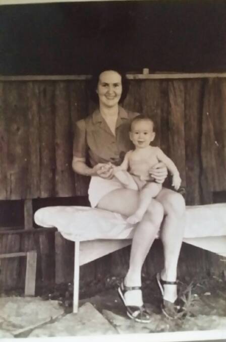 Edna Wynn and her son Alan Wynn.